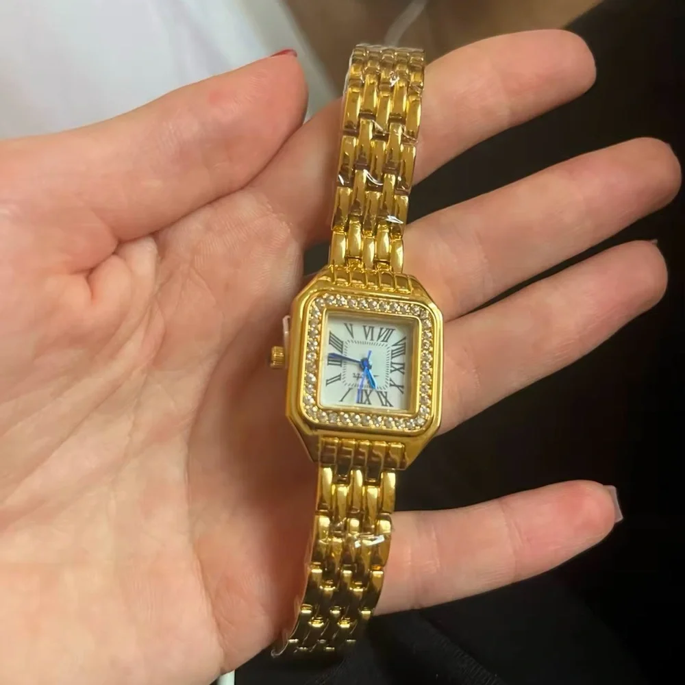 Panthere Classic Gold Crystal Stainless Steel Gold Watch